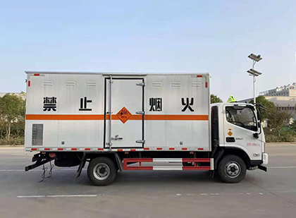 贵溪爆破器材运输车